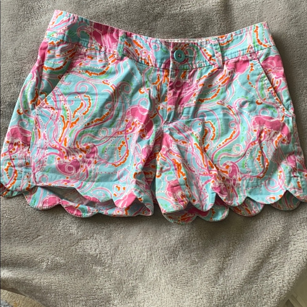 Lilly Pulitzer buttercup short